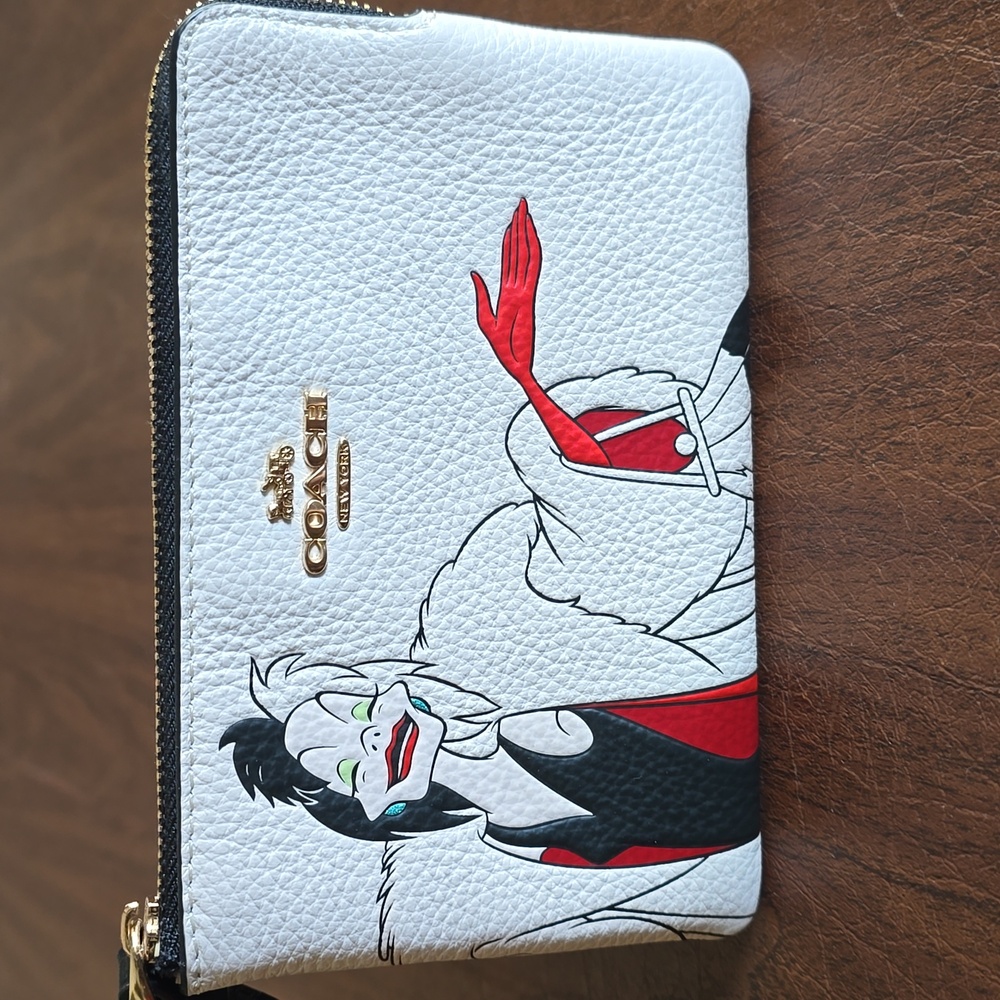 Disney x Coach Cruella Wristlet